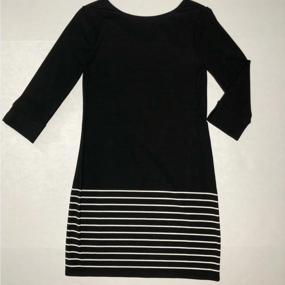 ⭐️NEW⭐️White House Black Market (WHBM) Black 3/4 Sleeve Pullover Stripe Dress - Picture 3 of 9